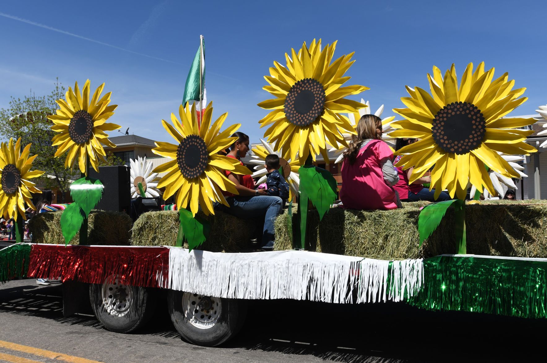 Cinco de Mayo Parade celebrates post-pandemic future